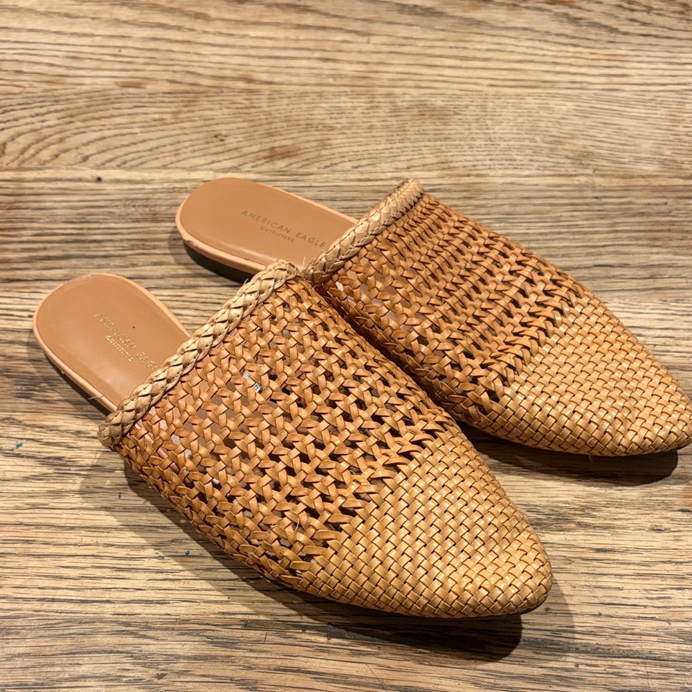 American Eagle shoes.